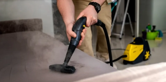 Как почистить диван в домашних условиях