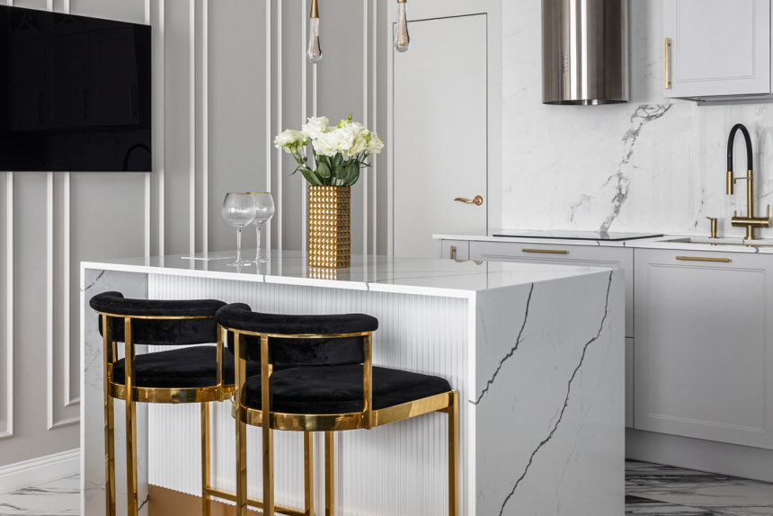 Барный стул GY-B8216GOLD-BL , велюр, черный / золото  