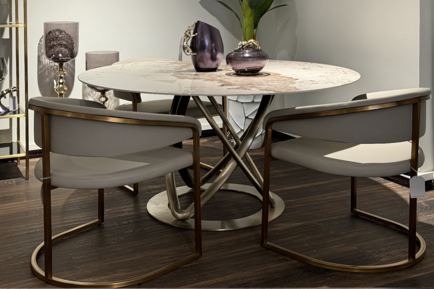  Стул Surge, мягкий, экокожа, светлый