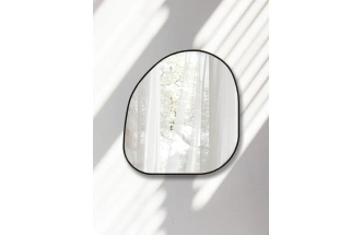 Зеркало навесное Z-14, с черной рамкой