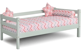 Кровать детская Соня-2, с задней защитой, зеленый