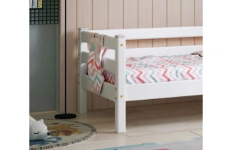 Кровать детская Соня-2, с задней защитой, белый