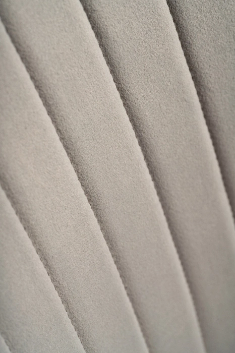 Стул мягкий Gabi, латте / черный с золотом