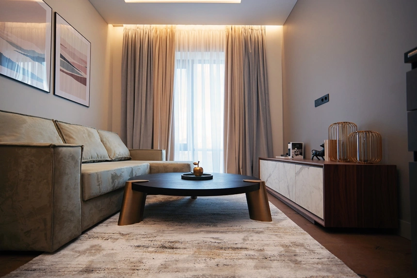 Журнальный стол Kong, 138x138x33, МДФ, шпон, темный орех / латунь