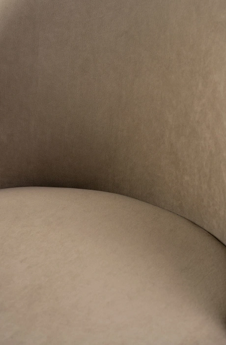 Полубарный стул Амизуре, бежевый / черный матовый