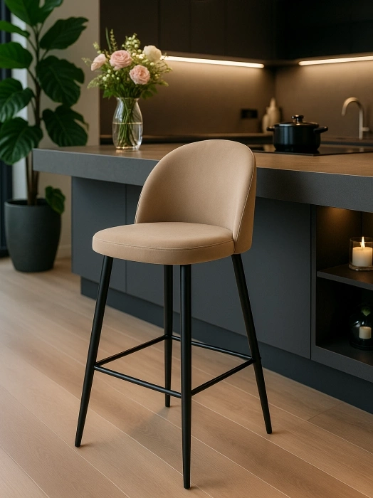 Полубарный стул Амизуре, бежевый / черный матовый