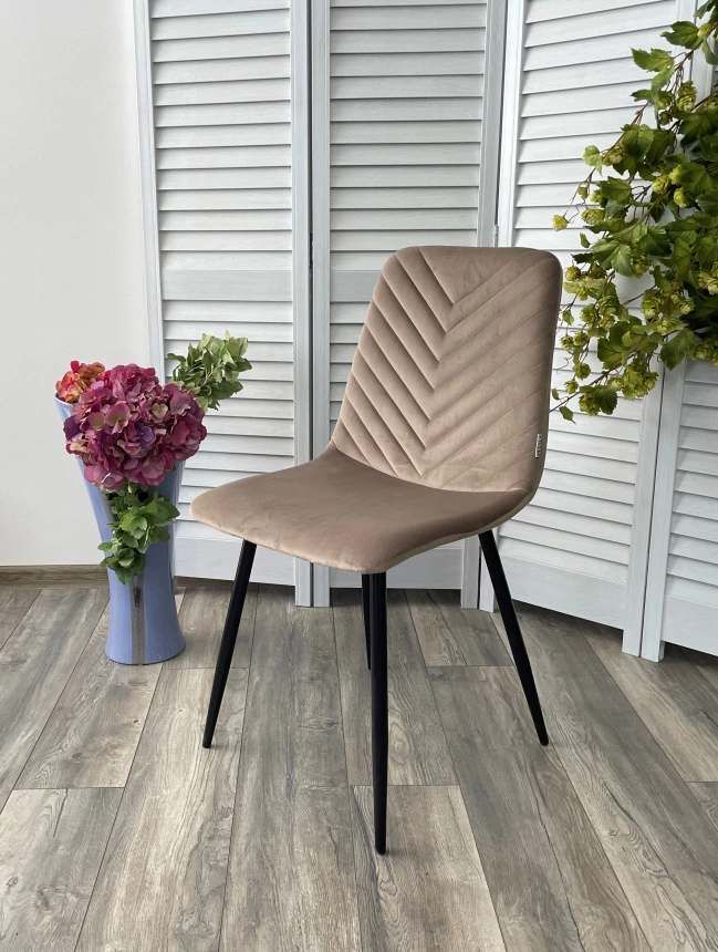 Стул Duke, мягкий, Bluvel-40 beige, велюр, черный каркас