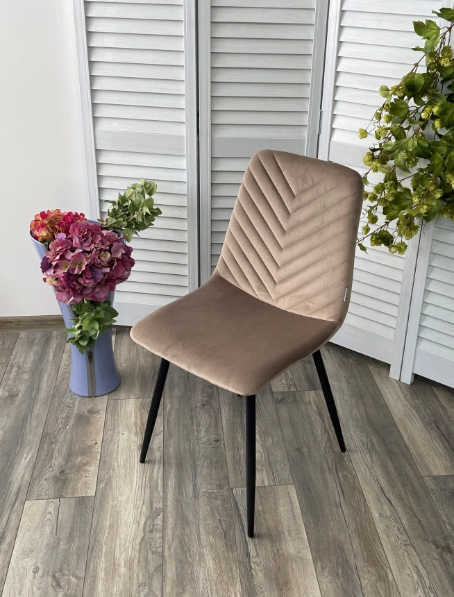 Стул Duke, мягкий, Bluvel-40 beige, велюр, черный каркас