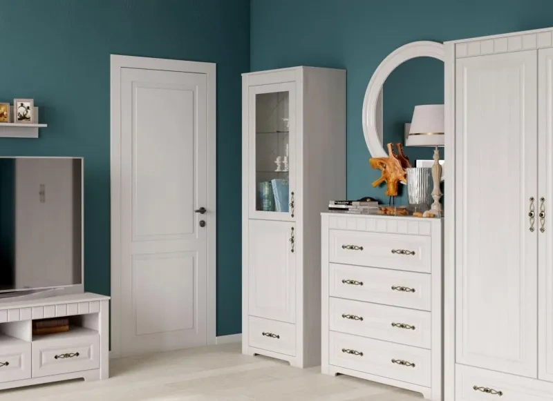 Шкаф-витрина Прованс, со стеклом, бодега белая / патина премиум